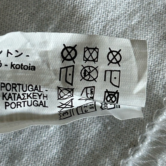 Zara Grease Olivia Newton John “Tell me about it Stud” Tee Shirt White Medium - Picture 6 of 10